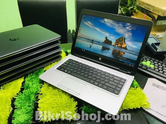 সুপার Fast 6th Gen Ram 8 GB A6 Pro Laptop HDD 500